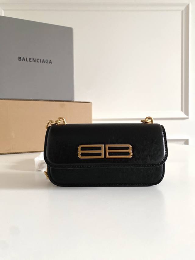 配盒子 balenciag* 新款gossip Bag斜挎包 2022春季最新款 十字纹特赞bb的五金高级感满满的 肩背 斜挎 男女通用 小号链条特别有个性 尺