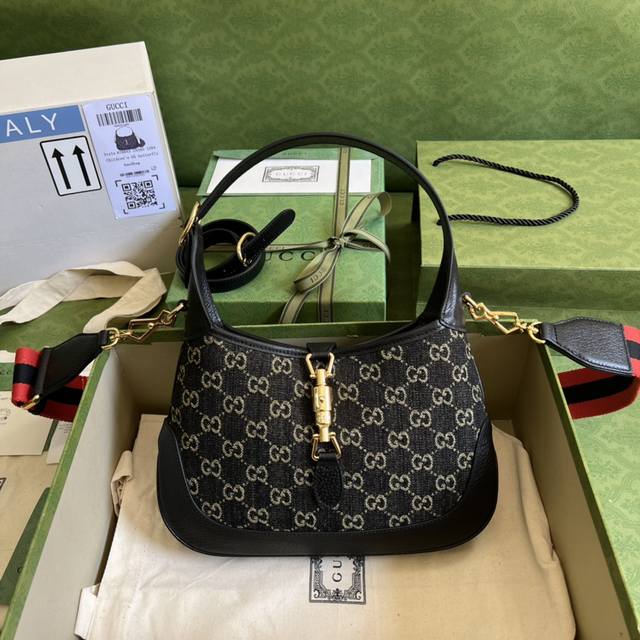 配全套原厂绿盒包装 Gucci Un3Ag 1294商品细节 古驰aria-时尚咏叹调 系列运用现代手法焕新演绎经典 Jackie 1961系列焕新推出质感柔软