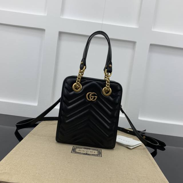 Gucci新款专柜品质 顶级原单货 原厂皮 实物实拍 款号:696123绣花全皮 颜色 克色 白色 灰色 玫瑰米格 尺寸 W16Xh19Xd7Cm