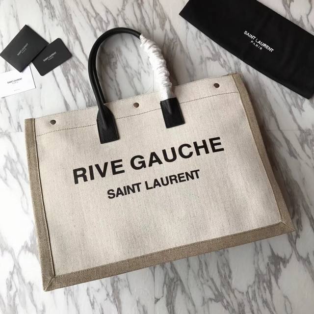 Rive Gauche ** 沙滩包出炉 这是一款大有文章的购物袋 不是普通市场货不是普通麻布联合材料商研究订制出品的麻布 多成工艺加持 软硬程度手感麻布密性防