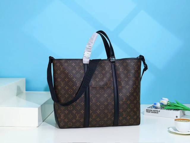 顶级原单week-End Tote 大号手袋m45733 路易威登经典 Week-End 手袋设计 以 Monogram Macassar 帆布塑造充裕空间 搭