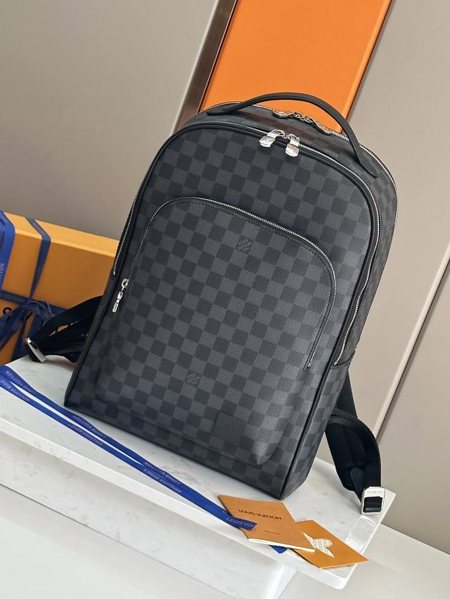 顶级原单 黑格avenue 双肩包取材 Damier Graphite 涂层帆布 以简明线条传递儒雅风范 拉链前袋方便取放随行所需 N40499黑格 双层三层隔