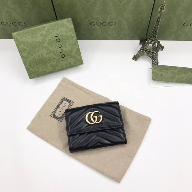 升级版原厂皮配绿盒 Gucci 顶级货品 原单品质 实物实拍 Gg Marmont 卡片夹 背面配以gg标志 复古金色金属配件 品质全面升级 款号474802黑