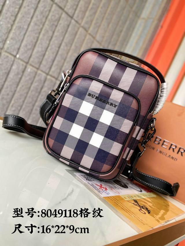 Burberry 巴宝莉 8049118 Ddd Vintage格子腰包 男女通用斜挎包 胸包 经典logo搭配原厂工艺材质 休闲百搭斜挎包 采用精湛镶嵌细工