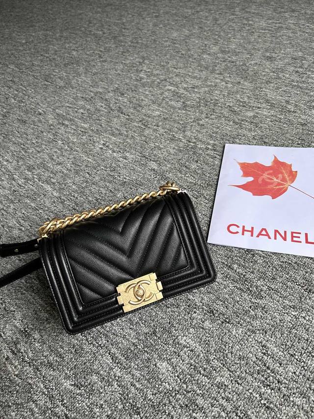 细球纹 Chanel 经典爆款 85 Leboy系列 进口细球纹小牛皮 实物颜色非常漂亮 原厂进口24K真金电镀五金 尺寸:20Cm Ddd