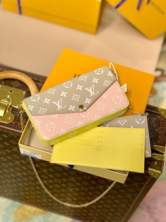 双十一特价 Ddd 原单m81359 本款 Pochette F licie 链条包出自 Spring In The City 胶囊系列 为 Monogram