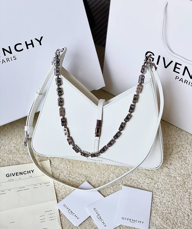 新品 法国纪x希 GivencxY 2023最新cut Out魅力优雅 手袋 法国原厂box皮 搭配铸铜4G五金链条 Ddd Size 29x23x6 Ddd