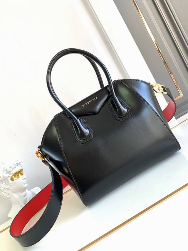 新款 法国品 纪梵家 GivencxY 经典款antigona Tote 法国原厂box皮 升级高端货 Ddd 小号size 22x27x13 Ddd 款号搜9