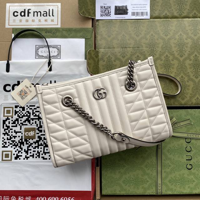 算11特价 原厂皮配 Cdfmall三亚免税店手提袋 令人欲罢不能的美包你收了吗 Gg Marmont系列 优雅精巧的设计可是俘获了不少少女的芳心 同时也是全球