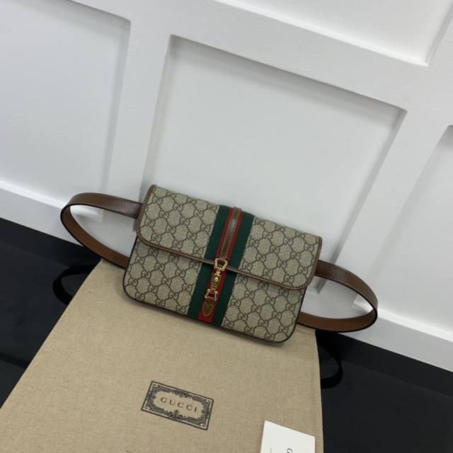 Gucci新款专柜品质 顶级原单货 原厂皮 原厂五金 实物实拍 款号:699 杏棕 尺寸:W23Xh16Xd3Cm Ddd