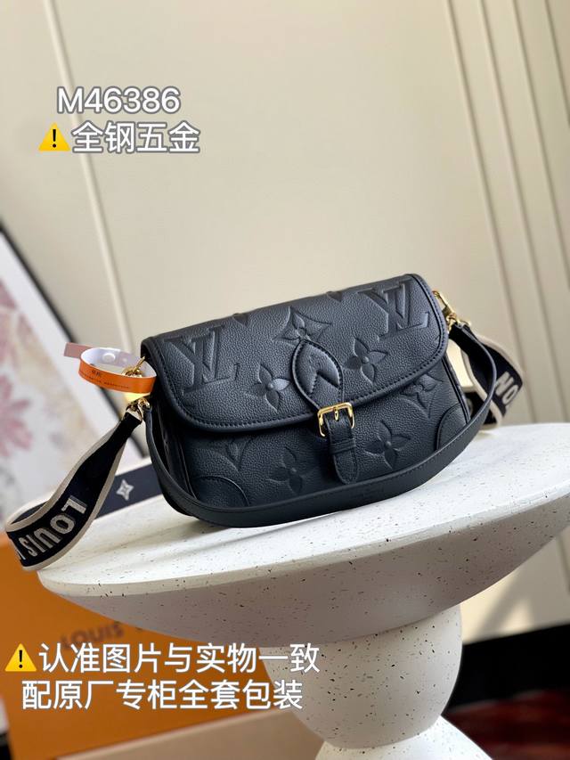 Diane 手袋 Ddd 特级加强版 Ddd 型号 M46386 Ddd 皮料 是意大利a级皮料 Ddd 五金 采用进口a级全钢五金 Ddd 包装 全套原厂mb