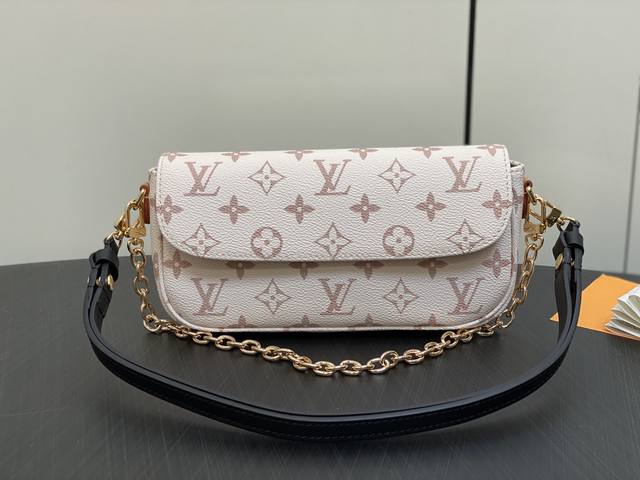 原单精品 M83091白花 M81911链条包系列 Wallet On Chain Ivy 手袋取材 Monogram 帆布 灵感源自 2000 年代的 Sac