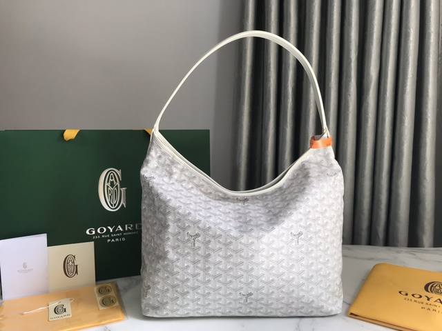 正品级 Goyard Hobo Boh me 流浪包腋下包 灵感来自波西米亚流浪的生活哲学 两大王牌saint Louis Artois系列托特包的综合体 内置