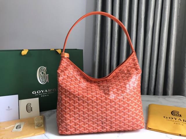 正品级 Goyard Hobo Boh me 流浪包腋下包 灵感来自波西米亚流浪的生活哲学 两大王牌saint Louis Artois系列托特包的综合体 内置