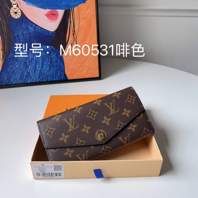 顶级原单n60114 60531 尺寸:19.0X 10.5X 2.5 Cm 这款信封式钱夹以优雅的 Monogram 帆布制成 内部设计精巧独特 拥有各种口袋