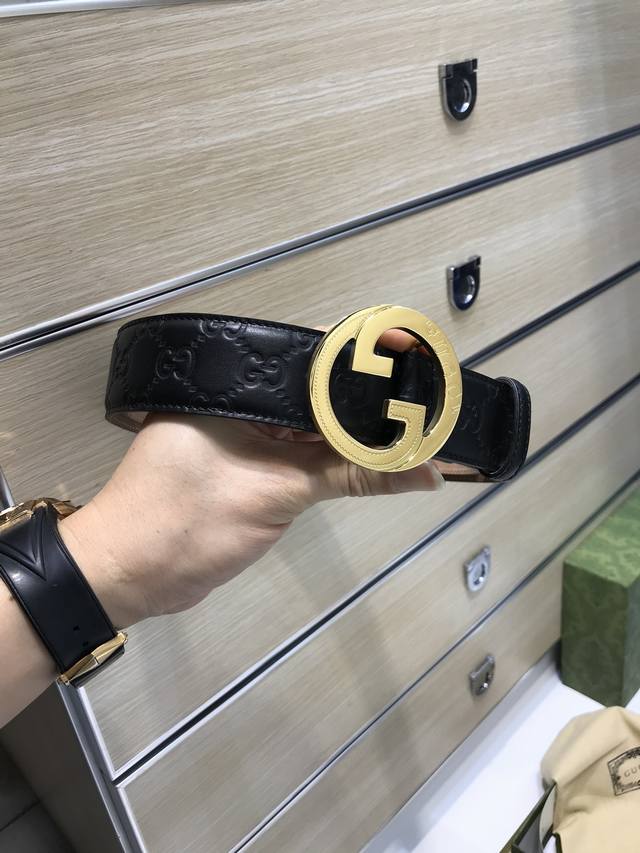 Gucci -意大利进口头层压花小牛皮配磨砂底 搭配真空电镀激光花纹纯钢扣 官网新款 专柜有售 市场顶级品质 支持验货 配送全套专柜包装 宽度 4.0Cm