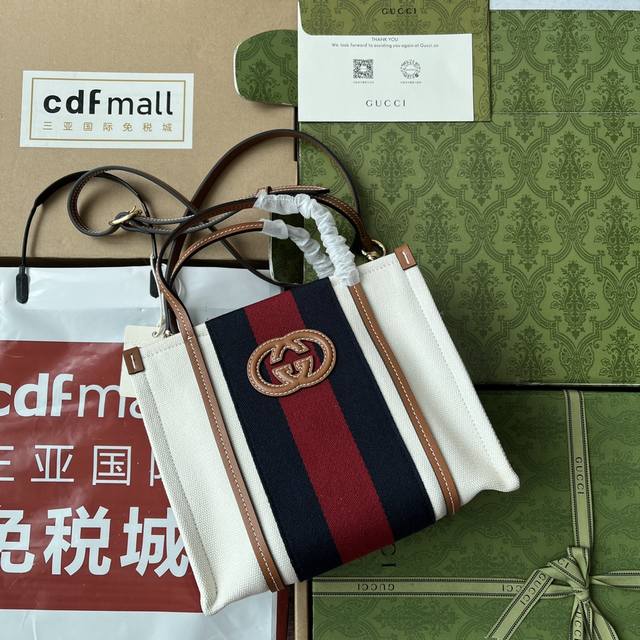 原厂皮配 Cdfmall三亚免税店手提袋 互扣式双g迷你托特包 自1960年代问世至今 标志性互扣式双g标识一直是gucci各个系列的重要设计 素 多年以来 它