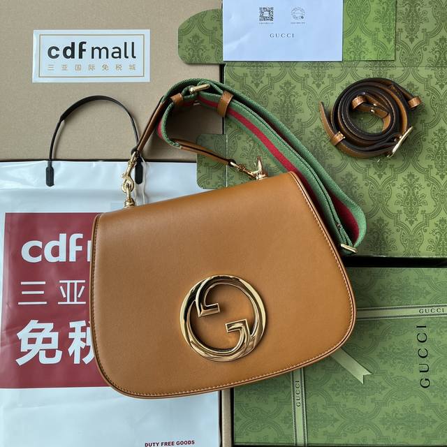 原厂皮配 Cdfmall三亚免税店手提袋 新品 圆形互扣式双g中号肩背包 黑色牛皮+ Gg Supreme帆布. 金色调配件. 棉麻衬里. 隔层内里. 双肩带配