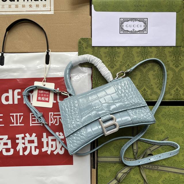 原厂皮配 Cdfmall三亚免税店手提袋 全网首发balenciaga Gucci 联名在gucci诞辰百年之际发布了全新 Aria-时尚咏叹调 系列两个品牌的