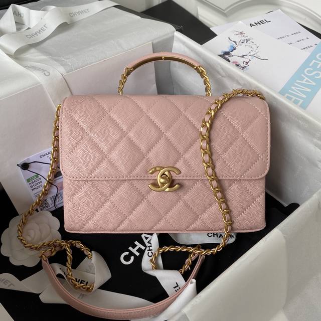 Chanel23Scarryme太赞了大号as4008 终于在今天提到了这款23Sscarrymemini 上手很贵气 Mini是19Cm 另外还有个小号是22