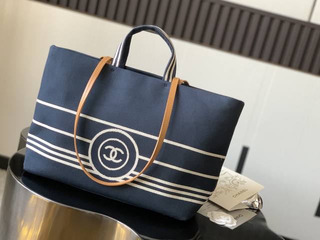 独家实拍 Chanel 原版牛仔布 潮妈必备 92240小:30X22X14Cm 92241大:38X29X15Cm