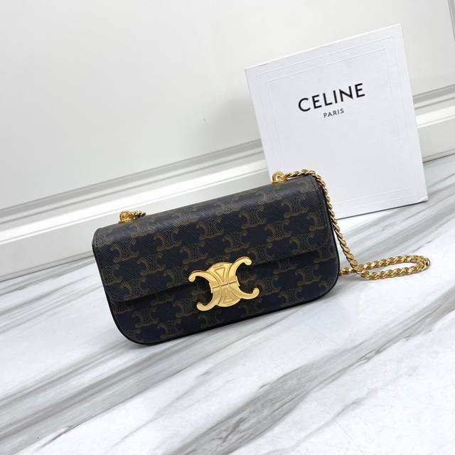 Celine 秀场新品 小号triomphe 标志印花链条包 小款链条腋下包 Triomphe Canvas标志印花 肩背 搭配triomphe 金色金属质感锁