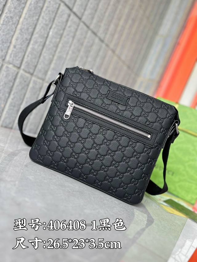 Gucci 古驰 406408-1 材质：头层牛皮 用途：斜挎包 单肩背包 规格：26.5×23×3.5Cm 整包采用进口意大利