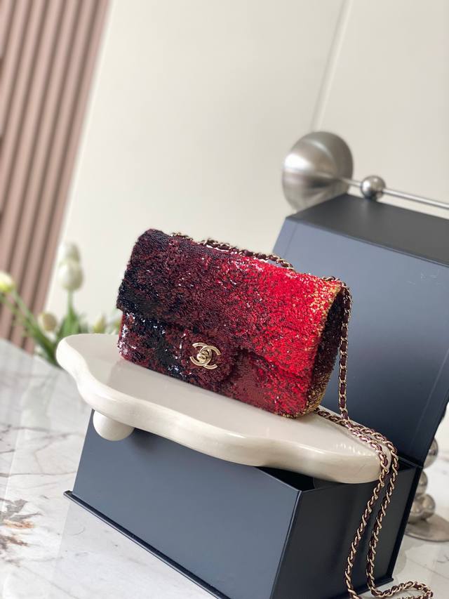 Chanel Mini Cf亮片晚宴包 羊皮内里全钢五金 红色渐变像落日晚霞 尺寸：20X15X7Cm 款号：4144