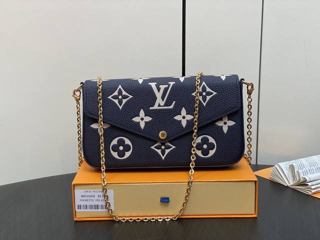 原单精品 M83589海军蓝丝印 全皮压花三件套系列 Félicie Pochette 链条包 M64065 优雅设计与柔软的粒面monogram Emprei