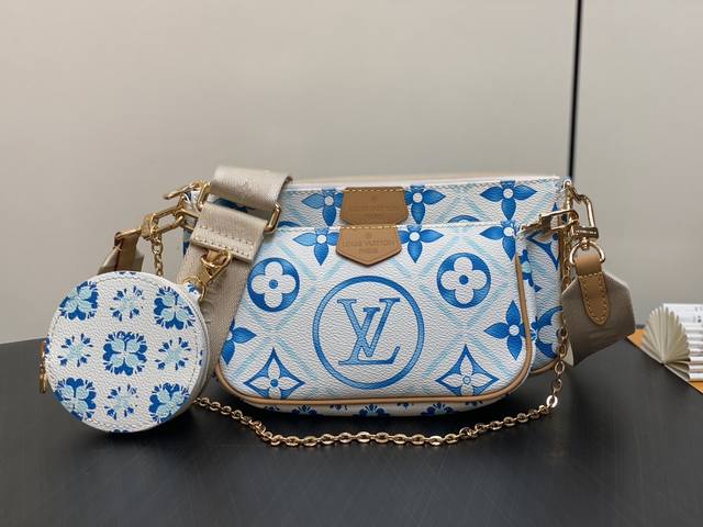 出厂价 顶级原单 M25374蓝色 五合一麻将包系列 当季新款MULTI POCHETTE ACCESSOIRES 手袋 本款Multi Pochette Ac