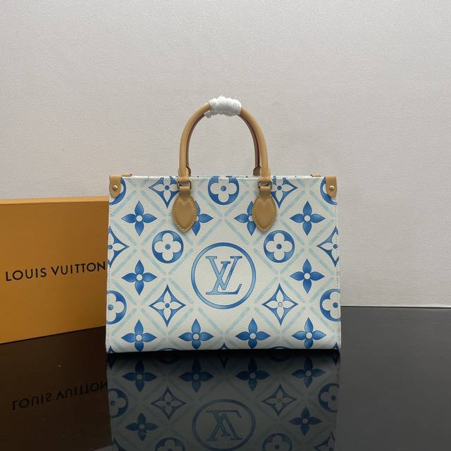 顶级原单M11262 本款 OnTheGo 中号托特包以 Monogram Tiles 帆布展现水彩效果 Monogram 印花，令 LV Circle 标识点