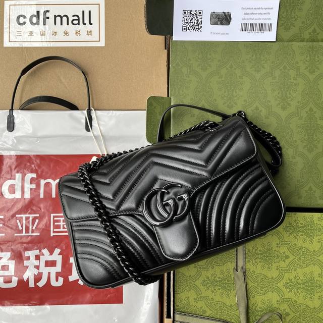 原厂皮配 Cdfmall三亚免税店手提袋 令人欲罢不能的Gucci美包你收了吗？ GG Marmont系列，优雅精巧的设计可是俘获了不少少女的芳心！ 同时也是全