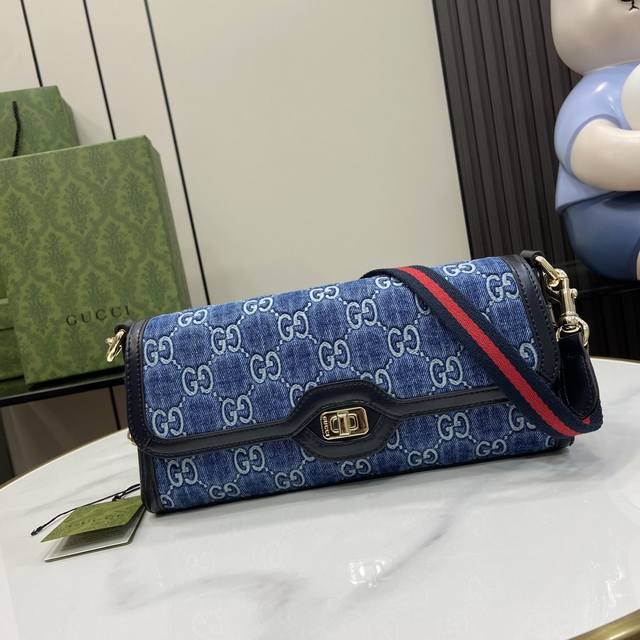 正品级 新品 Gucci Luce系列小号肩背包。这款单品出自gucci Lido系列，设计灵感源自意大利海岸的夏日风情和海滩俱乐部。Gucci Luce系列包