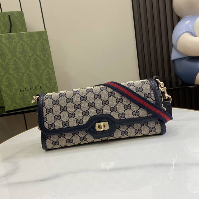 正品级 新品 Gucci Luce系列小号肩背包，Gucci Luce系列包袋散发着浓郁的俏皮感和趣味感，“Luce”在意大利语中意为“光明”。经典gg帆布魅力