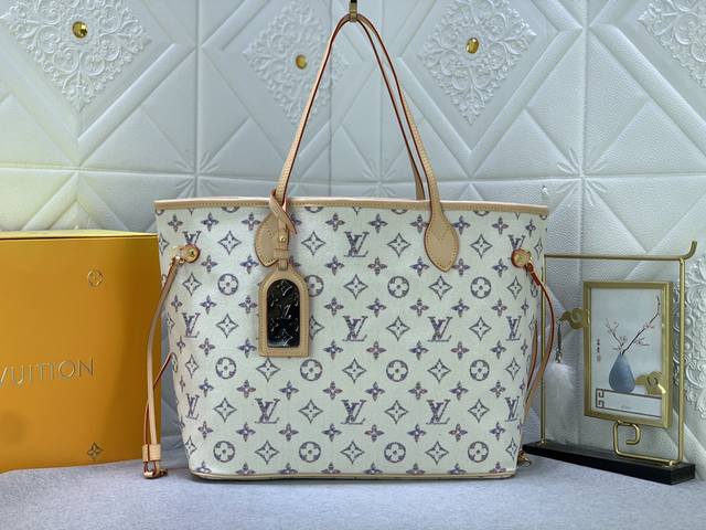 升级原版 M24905 M40995 Neverfull Mm 手袋 这个宽敞的neverfull Mm是航海胶囊的一部分，以五颜六色的和monogram Bl