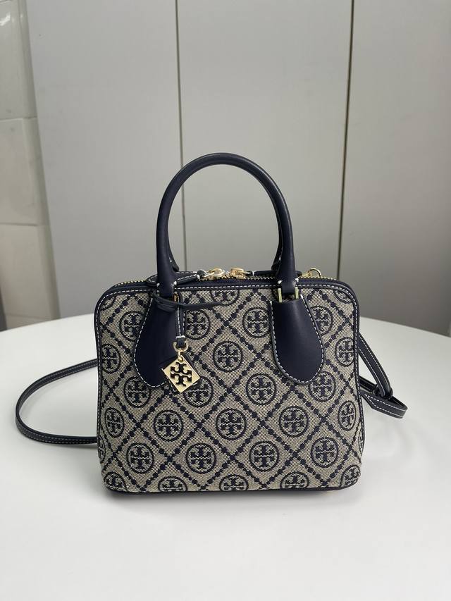 编号 Y010， 202手提挎包 黑色001 Tory Burch 新品swing Mini 贝壳包出货编号2026个色：黑色 大象灰 白色 红色 老花蓝 蓝色