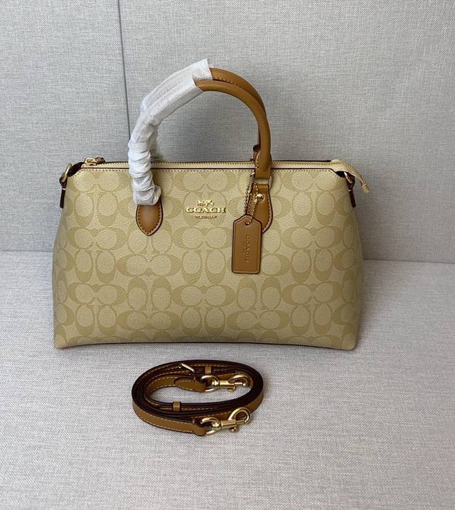 Coach 蔻驰单肩手提包大容量老花经典复古通勤斜挎包。Cr157 Cr156尺寸32×12×20。