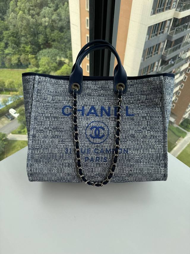 Chanel 66941 #大号沙滩牛仔帆布包chanel Deauville春夏迪拜度假系列经典购物袋带手柄大号妈咪包夏天时尚搭档休闲百搭越发自然简易的搭扣设