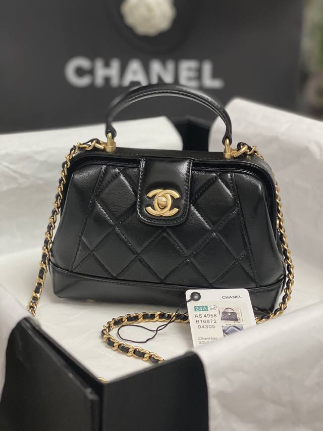 Chanel:，型号as4109#，尺寸9X13×4.5Cm，大号，As4549#，尺寸，16X23.5X8 Cm，2024年新款，医生包 实物超级美 油蜡皮配