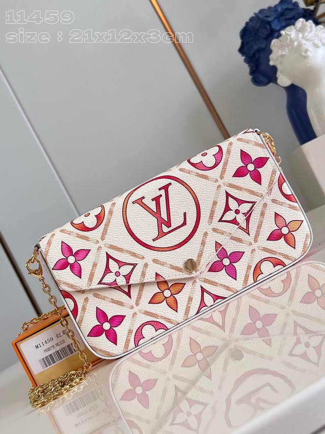 顶级原单 独家实拍 M11459红彩 本款 Pochette Félicie 链条包为涂层帆布描绘 Monogram Tiles 图案和 Lv Circle 标