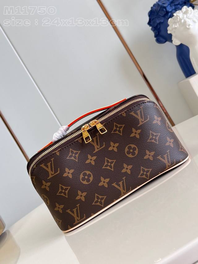 顶级原单 独家实拍 M11750老花 Toiletry Bag 2 Compartments 盥洗袋取材 Monogram 涂层帆布和可水洗织物内衬，以双拉链广