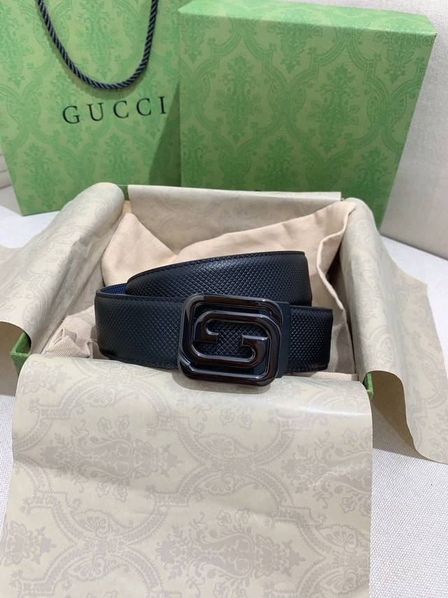 Gucci 双面意大利进口格纹小牛皮，搭配真空电镀亮面自动扣，经典款式，专柜有售，市场顶级品质，支持验货配送全套专柜包装，宽度 3.5Cm