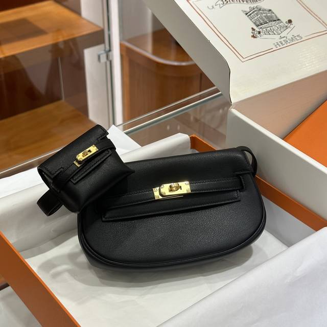 Hermes Kelly Moove 特惠正品开模 新款袭来这次不是小废包了不得不夸一下它的肩带 采用可拆卸的多孔位设计很多创意背法 尊嘟太好看了