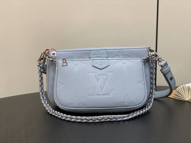 台湾版 M47173蓝色全皮压花 M80399 麻将包链条包系列 本款 Multi Pochette Accessoires 手袋以 Monogram Empr