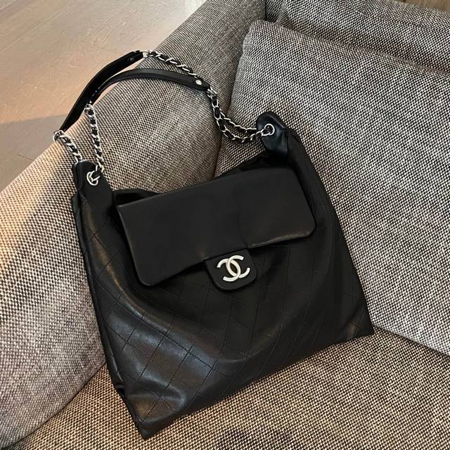 Chanel Vintage Tote黑银流浪包 尺寸：40X48X3Cm