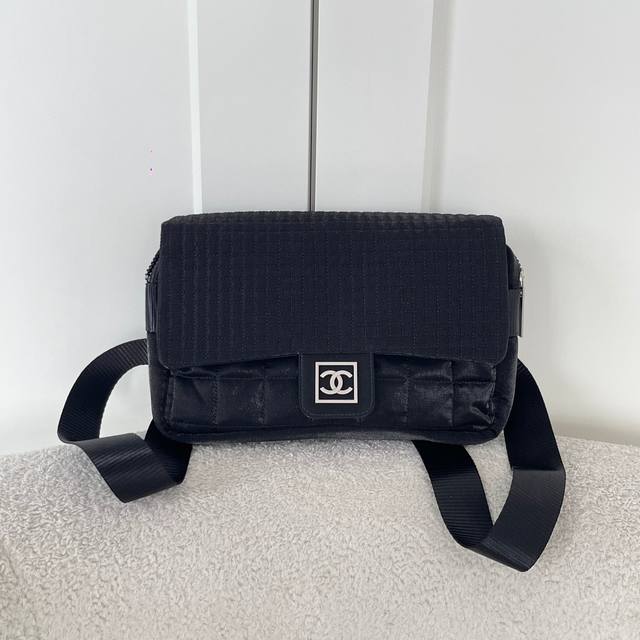 Chanel Vintage Sport双肩包 男女同款 尺寸：28Cm