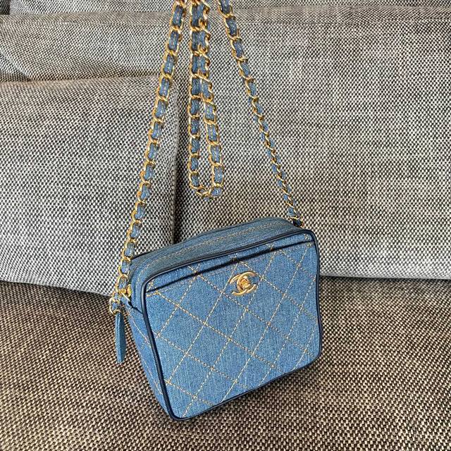 Chanel Vintage 牛仔相机包 尺寸:17.5X6.5X15.5Cm