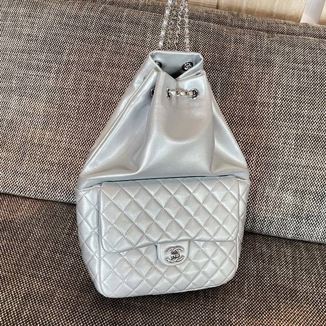 Chanel Vintage皮穿链双肩包 尺寸:22X35Cm