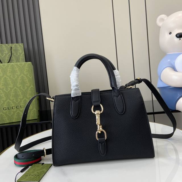 配全套原厂绿盒包装 新品 Gucci Jackie系列小号托特包。Jackie系列推出全新小号托特包，魅力演绎优雅气韵与精致格调。这款单品采用gucci Ros