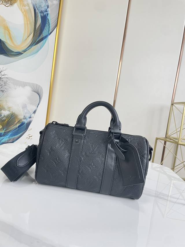 正品级 M20900 25×15×11 Keepall 全皮枕头